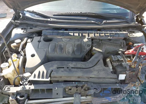 2010 Nissan Altima 2.5 S z USA, uszkodzony, nr VIN 1N4AL2AP5AN542353